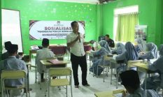 KPU Way Kanan Gelar Sosdiklih Berkelanjutan, Bekali Siswa SMK Manba’ul Ulum Hadapi Pemilu 2029